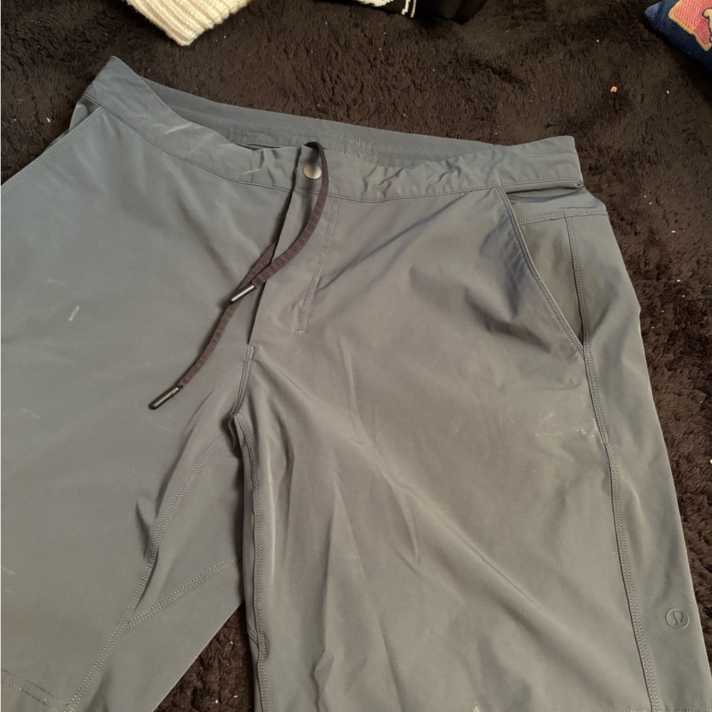 lululemon athletica Men's Shorts - Charcoal Size 32